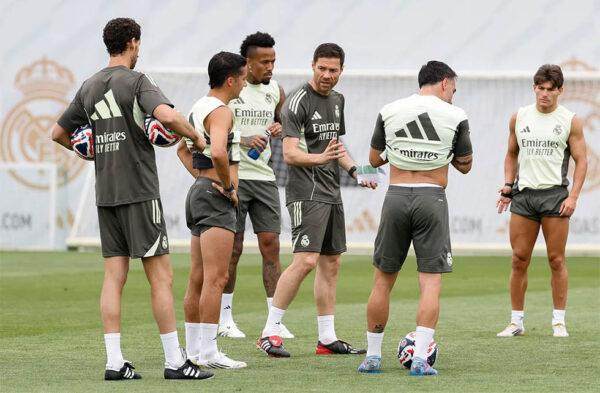 1751382936004088570.jpg xabi alonso 2.jpg